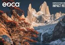Spectacular mountain scenery with rugged peaks and vibrant autumn foliage in a natural outdoor setti.